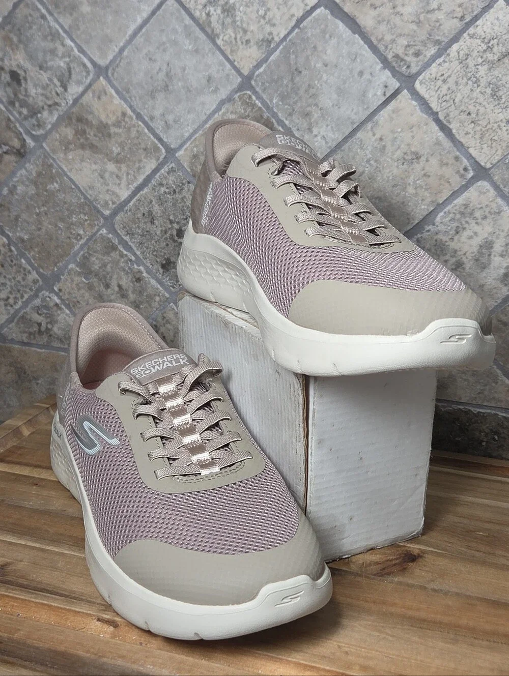 Womans Skechers Slip Ins Go Walk Flex Grand Entry Shoes Sneakers Size 9.5W Taupe